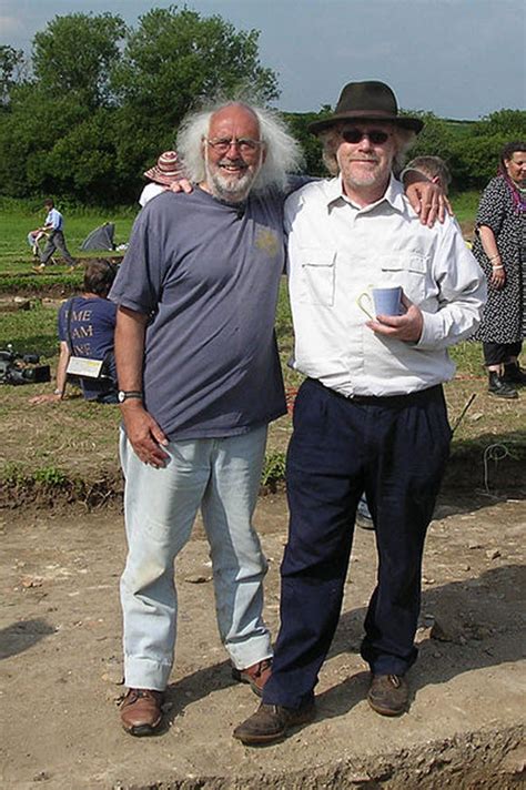 Mick Aston .